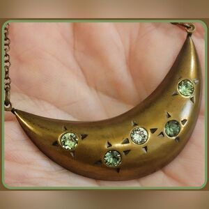 #Sabika W17 Vivid Crescent Moon Necklace Green #Swarovski #Crystals Bronze Set